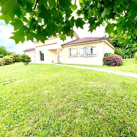 La Garde Familiale Et Spacieuse Couzeix Kültér fotó